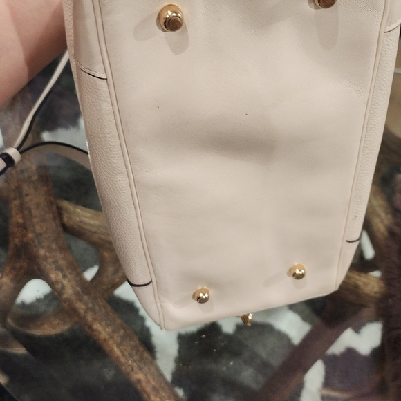 Sold - Picture 4 of 8